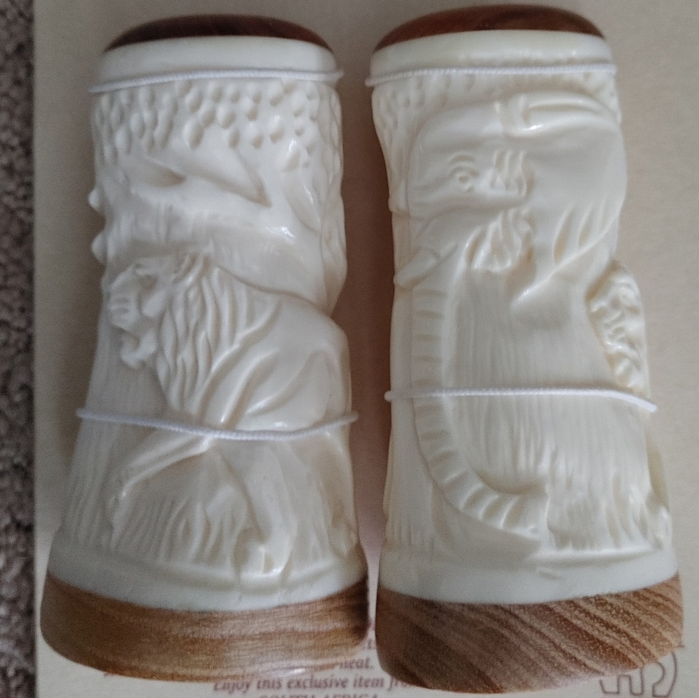 Nguni Recycled bone and polished wood hand carved salt and pepper set